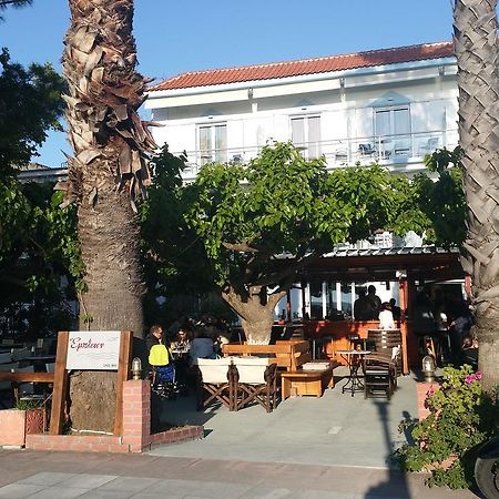 Mirtia Hotel ペフキ エクステリア 写真