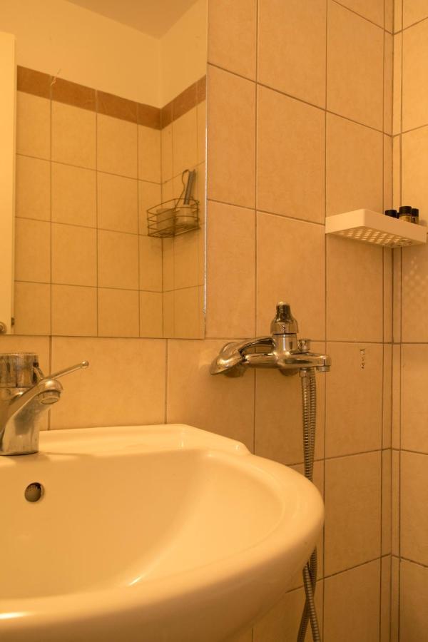Mirtia Hotel ペフキ エクステリア 写真
