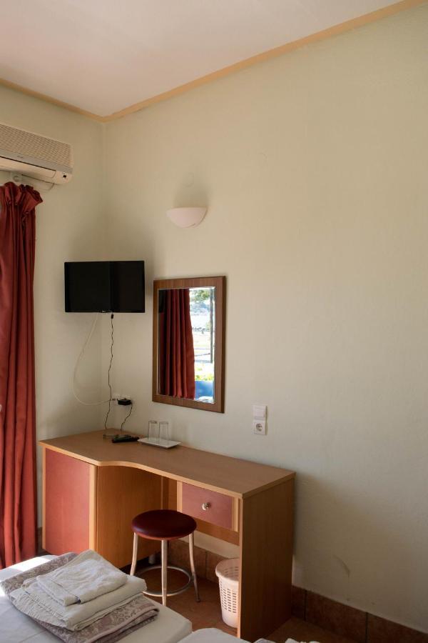 Mirtia Hotel ペフキ エクステリア 写真