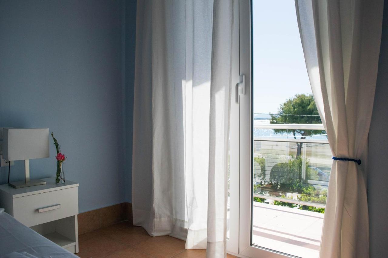 Mirtia Hotel ペフキ エクステリア 写真