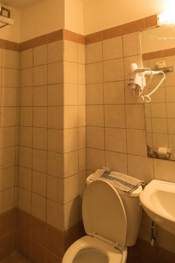 Mirtia Hotel ペフキ エクステリア 写真