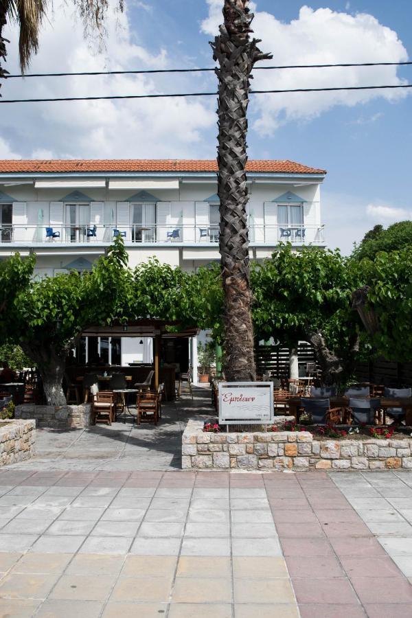 Mirtia Hotel ペフキ エクステリア 写真