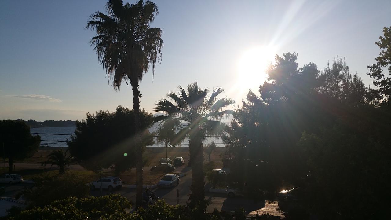 Mirtia Hotel ペフキ エクステリア 写真